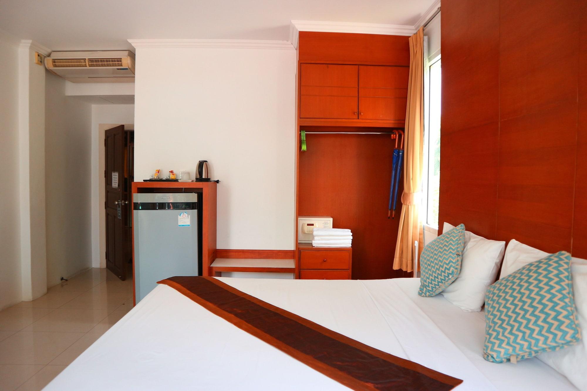 Khách sạn Sukcheewa Phuket Patong