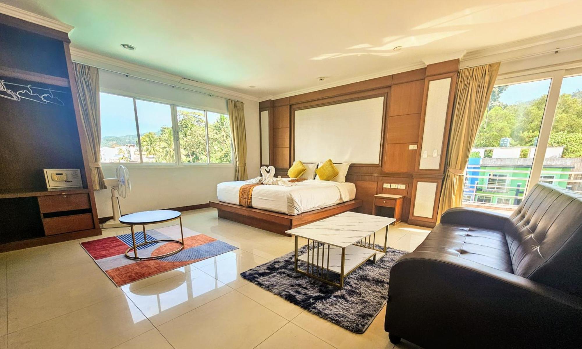 Khách sạn Sukcheewa Phuket Patong