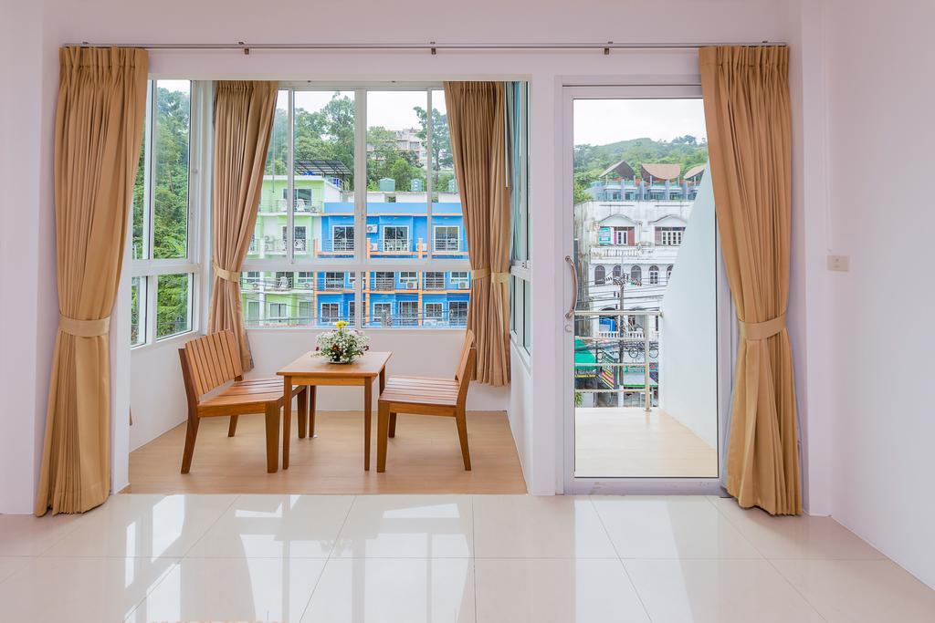Khách sạn Sukcheewa Phuket 3*